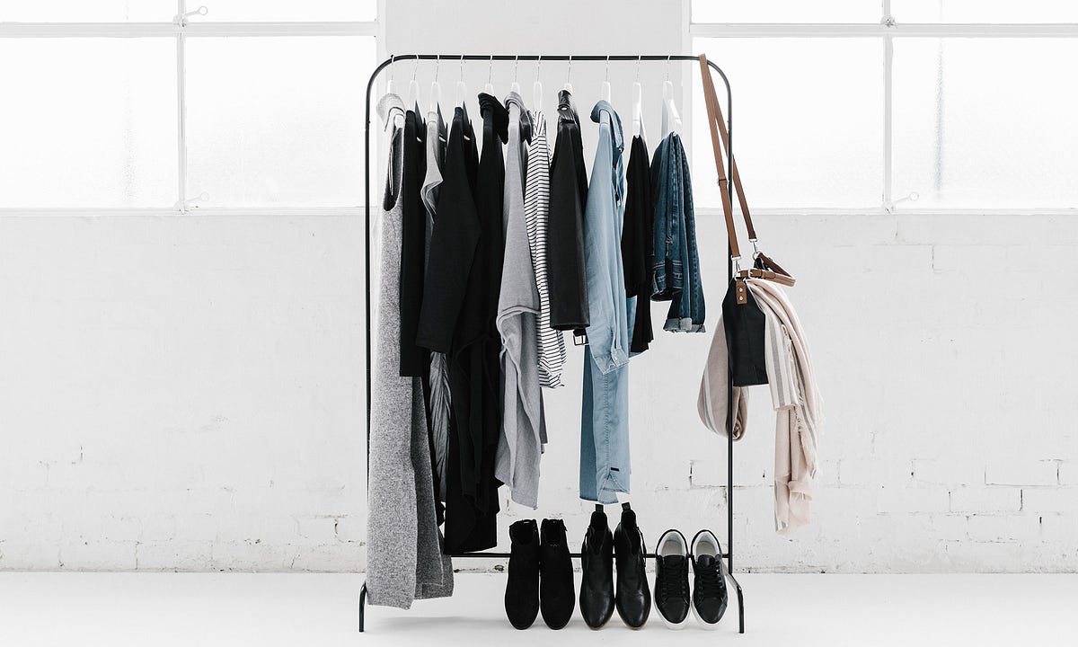 Zero Waste Wardrobe Essentials: Enhance Your Style Through Vintage Street Trends in 2024