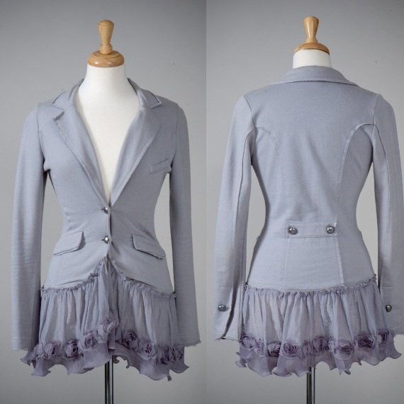 Disruption of Clothing: The Effect of Modular Garments on Eco-friendly Fashion